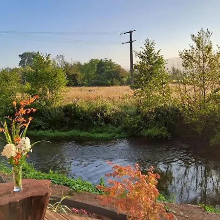 ゲストハウス Au Bord De L'eau Pres A13 Deauville Honfleur Rouen *